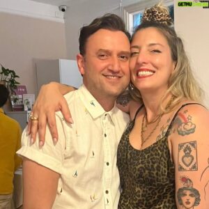 Argyris Angelou Instagram - Μονο αγάπη!!!! Σας ευχαριστώ για όλα!!! Να τα χιλιασετε!!!! 11 χρόνια @madamegingercom ❤️

#madamginger #happybirthday #onlylove