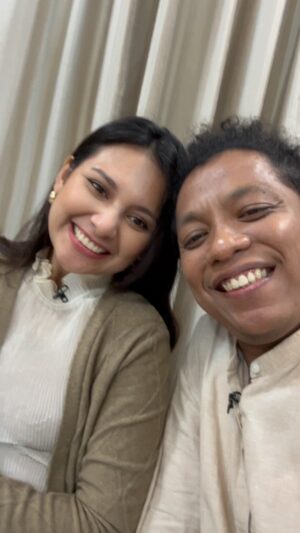 Arie Kriting Instagram - Senang juga kalau bisa satu acara begini sama Nona @indahpermatas 🥰