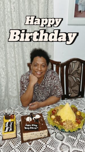 Arie Kriting Instagram - Selamat ulang tahun Bapak Satriaddin.

Semoga kedepan banyak hal baik menghampiri
Banyak teman yang membawa kebaikan dan kesuksesan dunia dan akhirat.
Dilindungi dari hal hal buruk
Dan semoga selalu dalam keadan sehat, kuat jasmani dan rohani.

Aamiin Ya Allah.