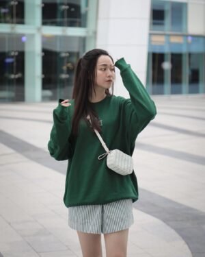 Ariel Chiao Instagram - 最近曬怕了 先躲在都市一下😝
#lacoste