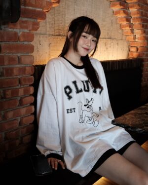Ariel Chiao Instagram - 太陽謝謝
已經開始想念冬天了☺️
-
套裝 @wildheart.2013