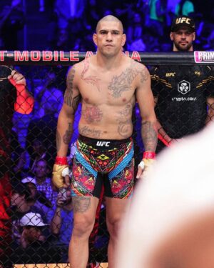 Ariel Helwani Instagram -  1000000 aura 🗿

(📷 Jeff Bottari/Chris Unger/Todd Lussier/Getty)