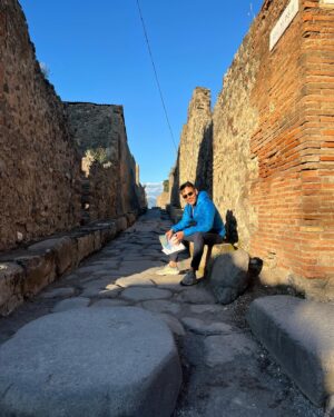 Arifin Putra Instagram - A walk back in time in Pompeii