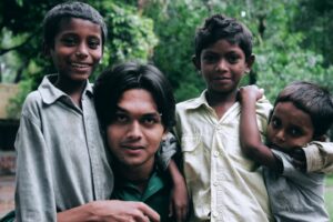 Arifin Shuvo Instagram - 🎭
How time flies 🥹

#childhood