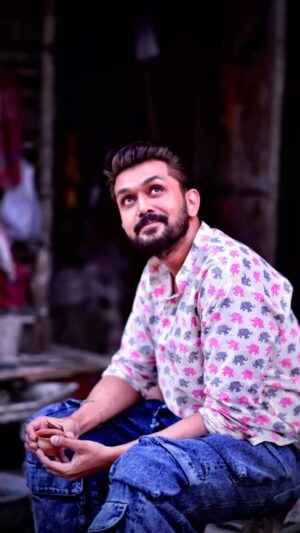 Arifin Shuvo Instagram - হয়তো তোমারই জন্য.….❤️

#kolkata #kolkatadiaries #tollywood #life #lifequotes #camouflage #traveldiaries #lohu @chorkiofficial @rahool_mukherjee @modhurapalit @sur_o_sree