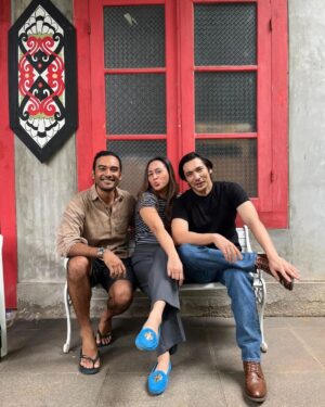 Ario Bayu Instagram - Bersua bersama 2 bestie gw. 2 Aquarius, 1 Scorpio..