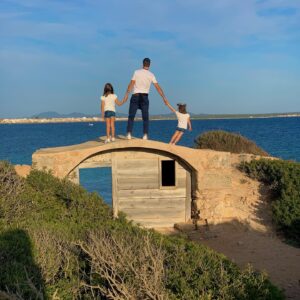 Aritz Aduriz Instagram - Look FAR