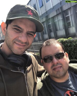 Arjun Mathur Instagram - Happiest of Birthdays to mere pyaare Bade-Bhaiya.
No more words, coz he’s literally Superman. 🩷🦸🏻‍♂️🎈
