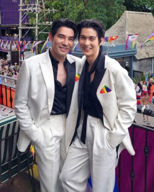 Arm Sappanyoo Panatkool Instagram - ในทะเลมีปลา ในสายตามีแต่เธอ 💙🏳️‍🌈💙