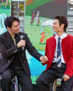 Arm Sappanyoo Panatkool Instagram - อีกหนึ่งสิ่งที่ได้ทำในช่วง Pride และจะไม่พูดถึงไม่ได้คือ "UNDP Pride Talk" 🏳️‍🌈 เป็นเกียรติมากที่ได้เป็นตัวแทนคู่รัก LGBTQ  ในการเสวนาครั้งนี้ และปลื้มใจมากที่ได้สร้างแรงบันดาลใจให้ทุกคน เรื่องสมรสเท่าเทียม ความรัก ความภาคภูมิใจ และความเป็นมนุษย์ของ LGBTQ  

ขอบคุณ @undpthailand และ @siamcenter มากๆครับที่จัด Talk Session ดีๆแบบนี้ขึ้นมา ❤️🏳️‍🌈❤️ 
#SiamCenterPride2024 #SiamCenter #ONESIAMexperiencePride2024