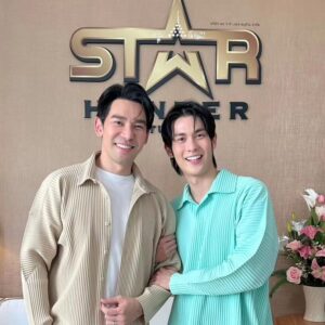 Arm Sappanyoo Panatkool Instagram - เก็บโปรเจกต์นี้มานานมาก จนวันนี้เป็นรูปเป็นร่างขึ้นมาซะที ตั้งใจจะให้เป็นเหมือนสมุดบันทึกเรื่องราวชีวิตรักบทต่อไปของพอร์ชอาม 🥰🥰 ขอฝาก "PorschArm The Wedding" ไว้กับทุกคนด้วยนะครับ ❤️❤️ ภูมิใจมากที่ Reality Series เรื่องนี้ ถือได้ว่าจะเป็น ASIA's First LGBTQIA  Marriage Reality Series ที่เป็นเหมือนตัวแทนความรักใน LGBTQIA  Community เราทั้งคู่หวังว่าจะสร้างแรงบันดาลใจให้ทุกคนกล้าที่จะมอบความรักให้กัน และกล้าที่จะเป็นตัวเองในแบบที่ทุกคนอยากเป็น 
.
ขอขอบคุณ @starhunter_entertainment ที่ร่วมเป็น Partner กับ #พอร์ชอาม และร่วมกันส่งเสริม Community ของเราอย่างเสมอมา
.
รอติดตามกันนะคร้าบบเร็วๆนี้ ❤️🏳️‍🌈❤️
#PorschArmTheWedding