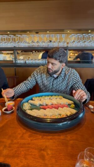 Arman Tsarukyan Instagram - Eat like your last meal 🍣