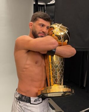 Arman Tsarukyan Instagram - UFC or NBA ?