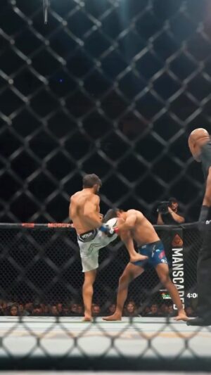 Arman Tsarukyan Instagram - The right hook was enough 🥊🤫
