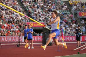 Armand Duplantis Instagram - A dub @bislettgames to get the DL season rolling! 🙌