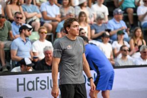 Armand Duplantis Instagram - A dub @bislettgames to get the DL season rolling! 🙌