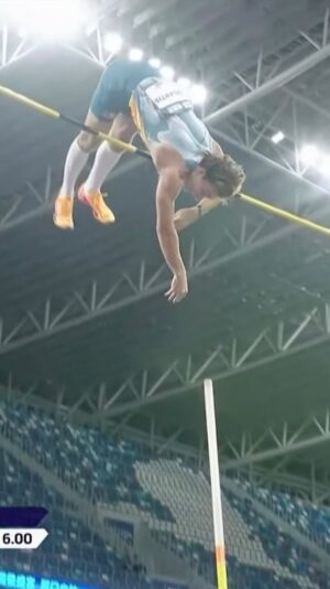 Armand Duplantis Instagram - 6️⃣.2️⃣4️⃣‼️ WORLD RECORD NO. 8‼️