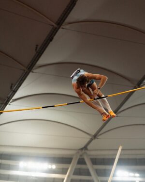 Armand Duplantis Instagram - A W and another jump over 6m! Great pair of meets here in 🇨🇳🫡