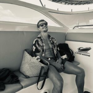 Arnas Fedaravicius Instagram - I’m 33. I laugh daily, I have a lot of people I care for, I get to do really fun things that I dreamt of doing all my life, I get inspired, hopefully I inspire someone along the way too. It’s not always easy but it’s not supposed to be. I stand tall, I fall, I get up, smile and repeat. Thank You all and God bless You. ❤️ 🎂