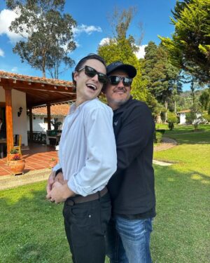 Arnas Fedaravicius Instagram - Disculpe, ¿eres Colombiano? 

It’s spelled ColOmbia. 🇨🇴 ❤️ ⛰ ⛪️ 🏝 🥊 🍩 🕺🏻