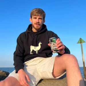 Arnold Allen Instagram - Perfect day to enjoy yourself a can of Almighty  fruity sour ale

 sour yet smooth, strong and bold, fruity but masculine @thebeersofamerica

Get yours at the link in story/bio, code HEYARNOLD gets you 10% off all orders