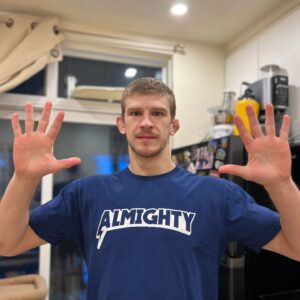 Arnold Allen Instagram - 10 days to go! 👊🏻🇬🇧

@almightymerchco