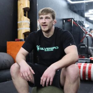 Arnold Allen Instagram - Sandbags are for sitting right?

@silverbackgymwear

@hunterstrengthandfitness
