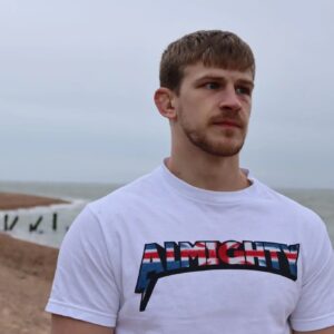 Arnold Allen Instagram - Oh to be by the sea 🇬🇧

Get following @almightymerchco

🇬🇧🇬🇧🇬🇧