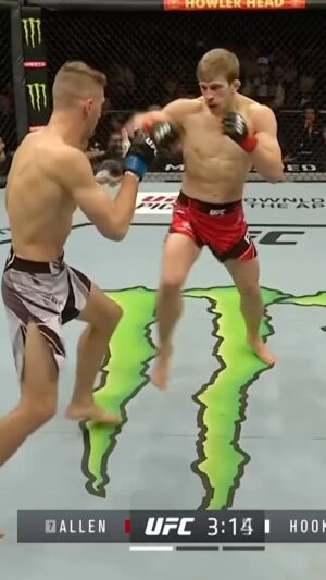 Arnold Allen Instagram - #OnThisDay in 2022 @arnoldbfa BLASTED his way through Dan Hooker at #UFCLondon 💥🇬🇧