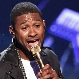 Arsenio Hall Instagram - Super Bowl LVIII is almost here & I know who is going to win. … @USHER‼️ 
🎵 Get Busy King 🎤