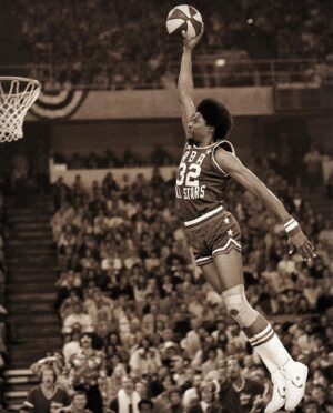 Arsenio Hall Instagram - #HIM … 🏀H … My God!
