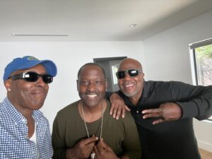 Arsenio Hall Instagram - There is nothing better for your wellbeing than a day of laughter with friends. @realjohnnygill22 @therealearthquake
