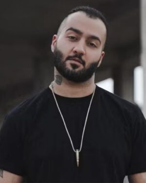 Artemis Pebdani Instagram - RP• @iamnazaninnour Toomaj Salehi is a beloved Iranian rapper who was abducted by Islamic Regime forces on October 30th, 2022, and has been in solitary confinement ever since. He’s been tortured, which has led to him sustaining serious injuries. 

His crime? Using his music to be a voice for the people of Iran. His lyrics speak of the injustice and oppression of the Islamic Regime. He has been charged with crimes related to his music, and protesting, that carry the death sentence. He is at risk of execution for standing up for his people. 

Can you imagine if the U.S. Government threw Pac, NWA, or Childish Gambino in jail for their lyrics calling out injustice in America? Or for speaking out and marching in solidarity with their people? 

Please share, be his voice, and help save Toomaj’s life. FREE TOOMAJ SALEHI AND ALL POLITICAL PRISONERS IN IRAN. 

#FreeToomaj 
#NoToExecutionsInIran