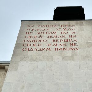 Artemiy Lebedev Instagram - Золотые слова.