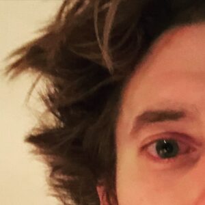 Arthur Darvill Instagram - I always wanted hair like Lion-O ..
It’s getting there. Hooooooo!