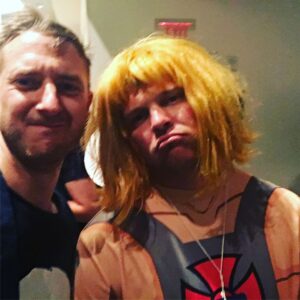 Arthur Darvill Instagram - Never meet your heroes. #dragoncon #heman