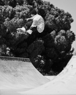 Arto Saari Instagram - Congratulations @tompenny for being inducted to the @skateboardinghalloffame !!! 🙌🙌🙌 @flipskateboards
