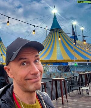 Arturo Brachetti Instagram - Lo spettacolo del @cirquedusoleil Kurios merita il viaggio a Milano! 👏🏻🤩