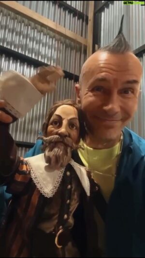 Arturo Brachetti Instagram - Nel mio giorno di riposo vado…a teatro! 🤪

#arturobrachetti
