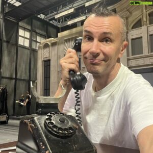 Arturo Brachetti Instagram - PRONTOOOO 1° AGOSTO? Io sono pronto per le prove. Voi pronti per partire in Vacanza?? 🤪🤪🤪

#arturobrachetti #brachetti