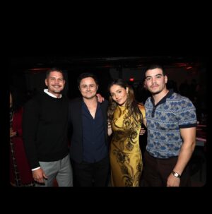 Arturo Castro Instagram - On Friday, I had the honor to attend one of the most meaningful nights I’ve been a part of since I moved to la: #LaCenaLa

It was a night celebrating excellence in Latinidad, and it was so inspiring to see how resilient and badass this community of mine is. 

One thing that really hit me is that I’m usually the only person in a meeting repping my culture, and to see a room full of amazing people who’ve felt the same way, and who show up in support of one another, made me feel less isolated, inspired and incredibly proud.

Thank you to #Equis, to Ruben Garcia, and Jess morales for bringing us all together. And special shout-out to @claudlyon for making me aware of this event to begin with.

And big up to my homie @g.n.z.0 for capturing such wonderful moments 📸

Amazing way to start the year! Pa’lante con todo!!