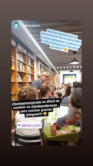 Arturo González-Campos Instagram - Presentación de #CineConCosas en Málaga. Llenazo brutal y yo, en vez de ser majo, gritándole a gente amabilísima... TODO MAL🙋🏻‍♂️.