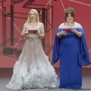 Arturo González-Campos Instagram - Anoche cuatro semovientes fueron a los @Premios_Ondas. Lo que pasó después les sorprenderá. (Gracias).
📻🥳
