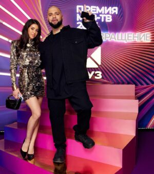 Artyom Kacharyan Instagram - Гала - Ужин премии @muztv with my ❤️