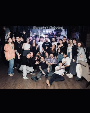 Artyom Pindyura Instagram - неделю назад мы плотненько так погуляли на мои 34!
пришло много красивых людей) спасибо, друзья, люблю вас!
отдельное спасибо @first_club.moscow за то, что так душевно и вкусно нас встретили)