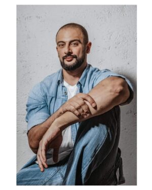 Arunoday Singh Instagram - Jean Clad Man Damn

📸 @_singhambika_