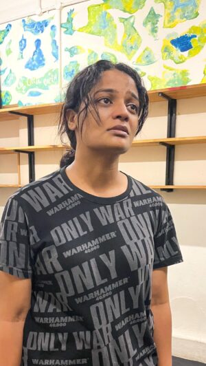 Arya Salim Instagram - All emotions are valid and accessing them in a safe and contained environment allows the actor to find the range and intensity of their emotions/feelings. 

@aryasalimofficial exploring her authentic emotions during Aarambam.

The next edition of Aarambam is on September 1st , 2nd & 3rd. Registrations are open.

#rasa #rasatheatrecollective #theatre #keralatheatre #kochi #actingworkshop