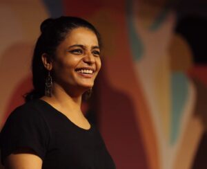 Arya Salim Instagram - You shouldn't never regret something that made you smile.💜

Sometimes your joy is the source of your smile, but sometimes your smile can be the source of your joy.🤍

Be the reason someone smiles. Be the reason someone feels loved and believes in the goodness in people.💗
 
📸 @ponnu_sanjeev

#smile
#photooftheday
#art #actor
#dance #instagood
#minnalmurali
#mallu #mollywood

Let my soul smile through my heart and my heart smile through my eyes, that I may scatter rich smiles in sad hearts