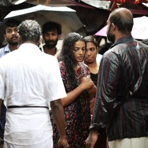Arya Salim Instagram - #throwback Ee Ma Yau
 Between two 🥰Heroes
@actorvinayakan 
@chembanvinod

#likes #like #follow #likeforlikes #love #instagood #instagram #followforfollowback #followme #photooftheday #photography #bhfyp #instalike #instadaily #likeforfollow #picoftheday #fashion #beautiful #eemayau #followers #smile #likeforlike #myself #followback #comment #followforfollow #likesforlikes #art