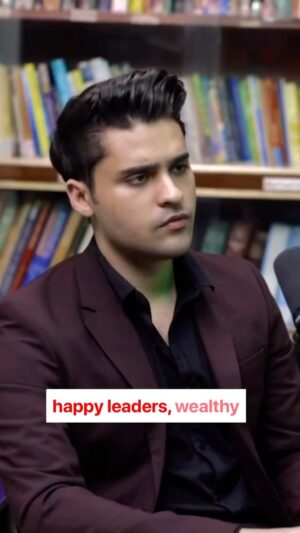 Aryaan Arora Instagram - How to master in leadership 🙌🏽 Advice from the one & only @kiranbediofficial 🙏🏽

#leadership #india #youth #leader